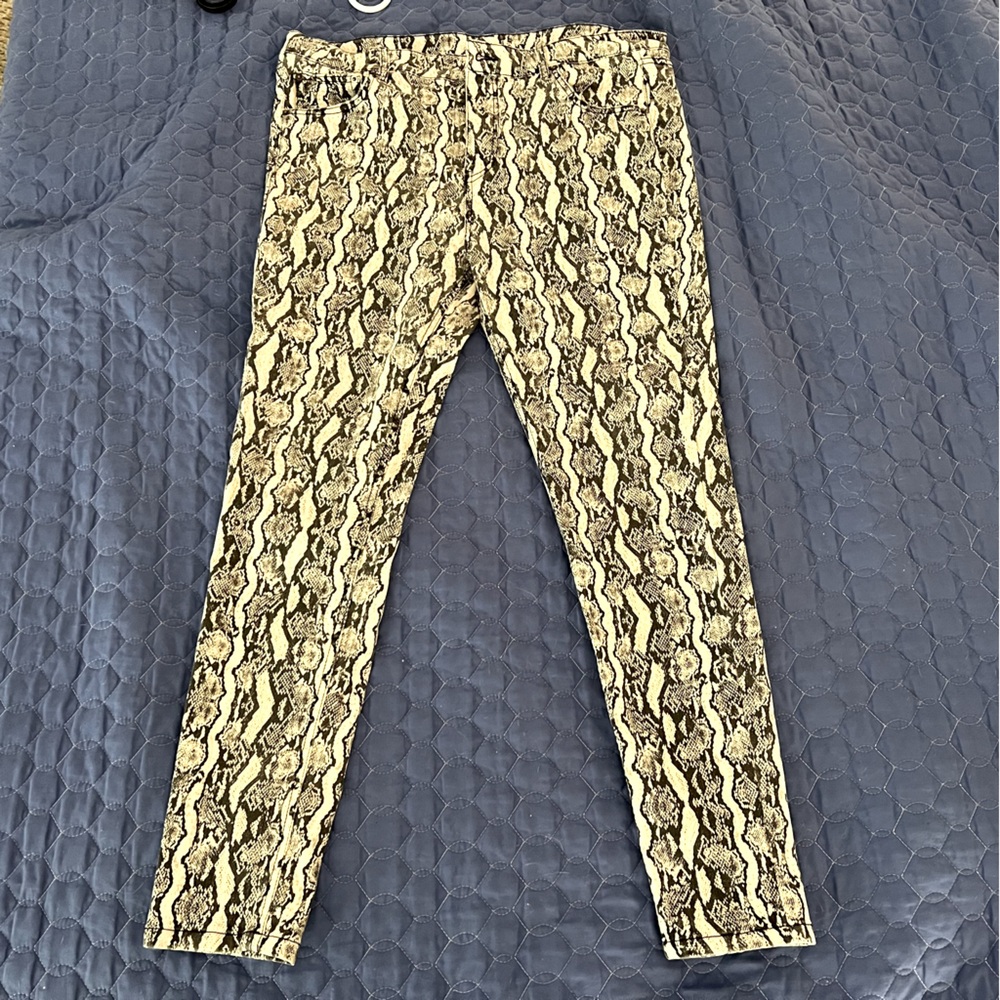 Snake Print | Skinny Jeans| Target | Wild Fable